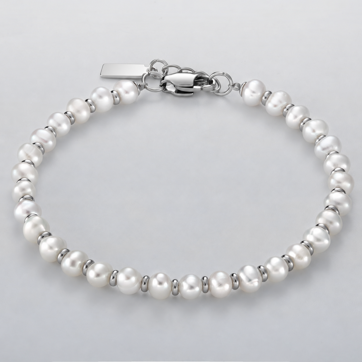 Classic Pearl Bracelet