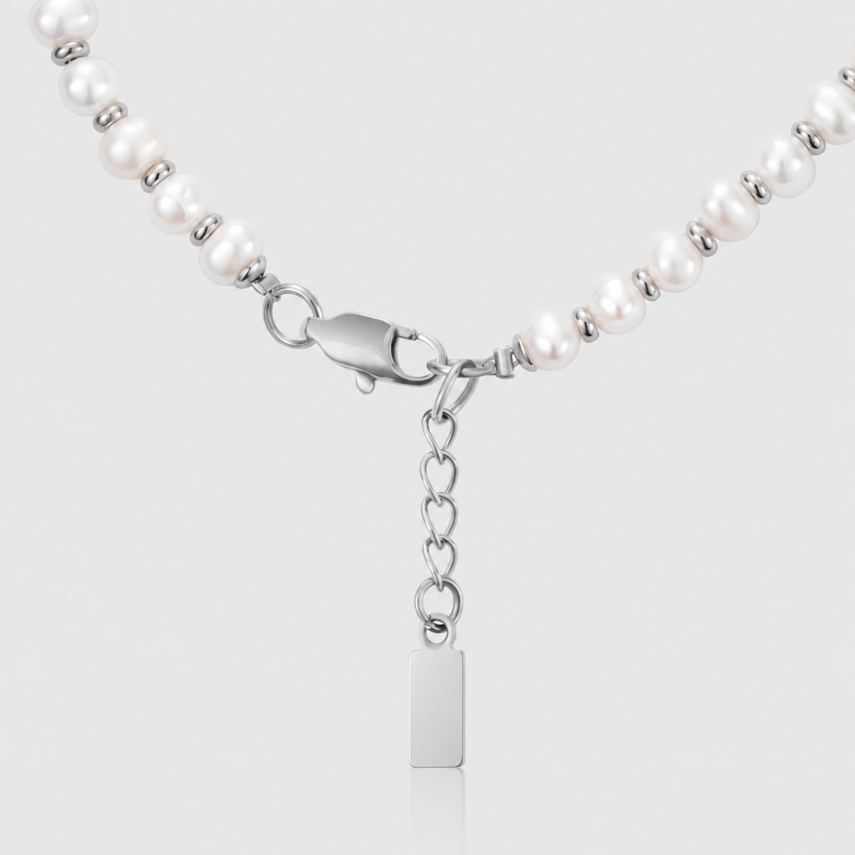 Classic Pearl Necklace